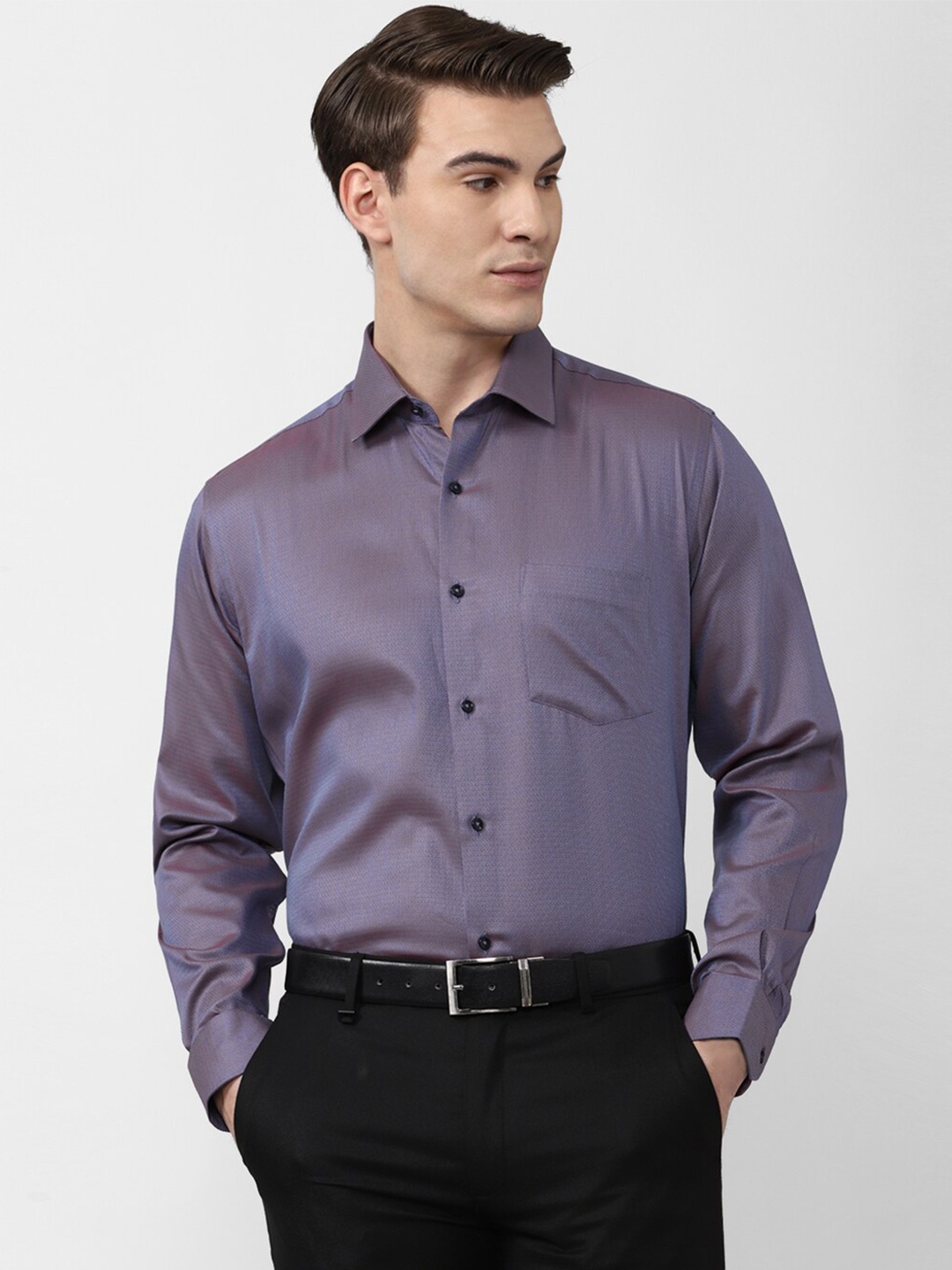 

Van Heusen Men Purple Formal Spread Cotton Collar Shirt