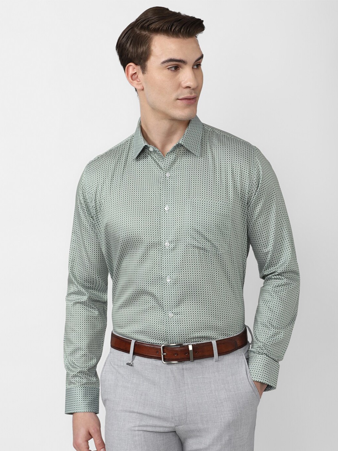 

Van Heusen Men Green Slim Fit Printed Cotton Casual Shirt