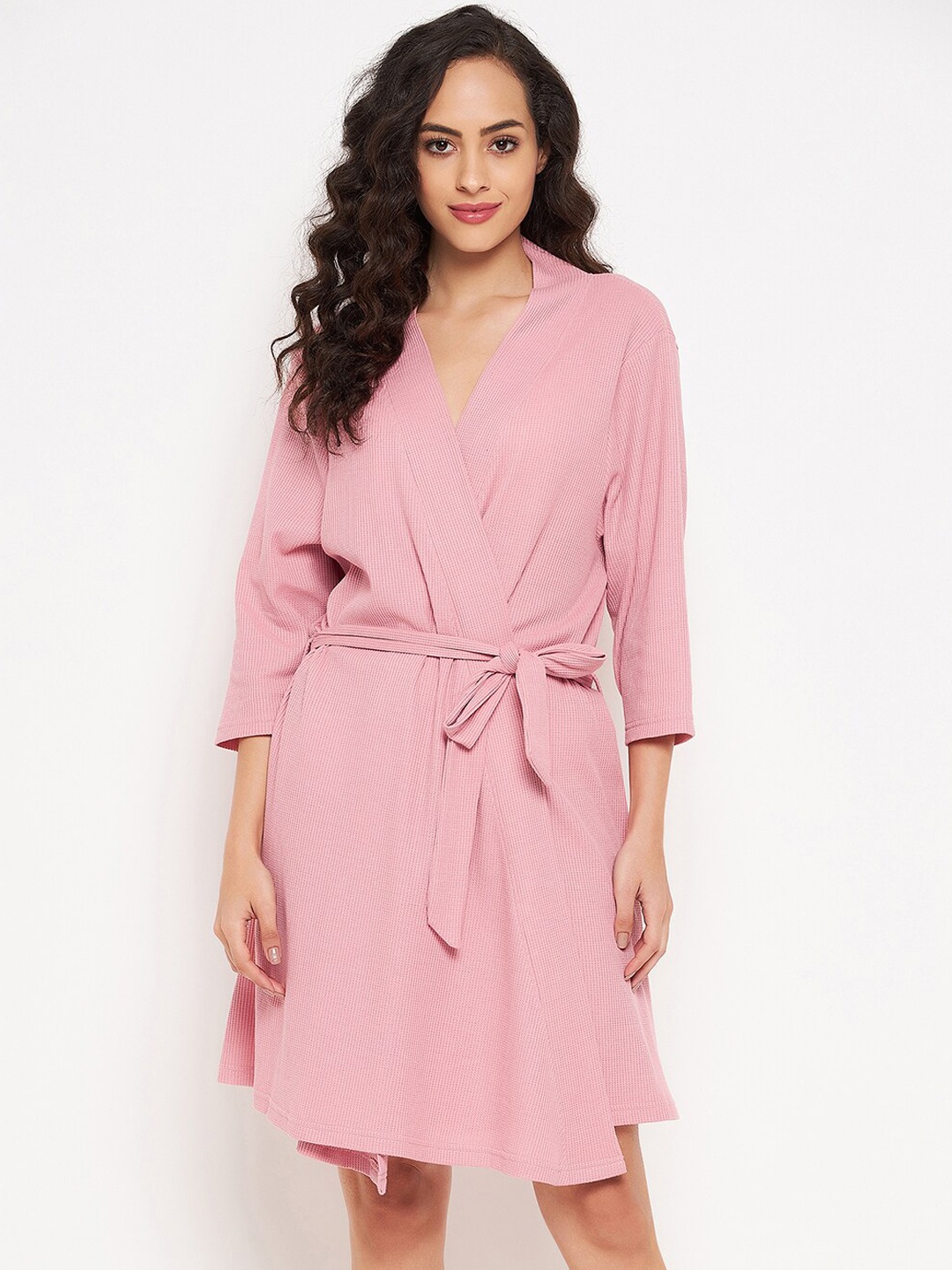 

Clovia Women Pink Solid Cotton Robe