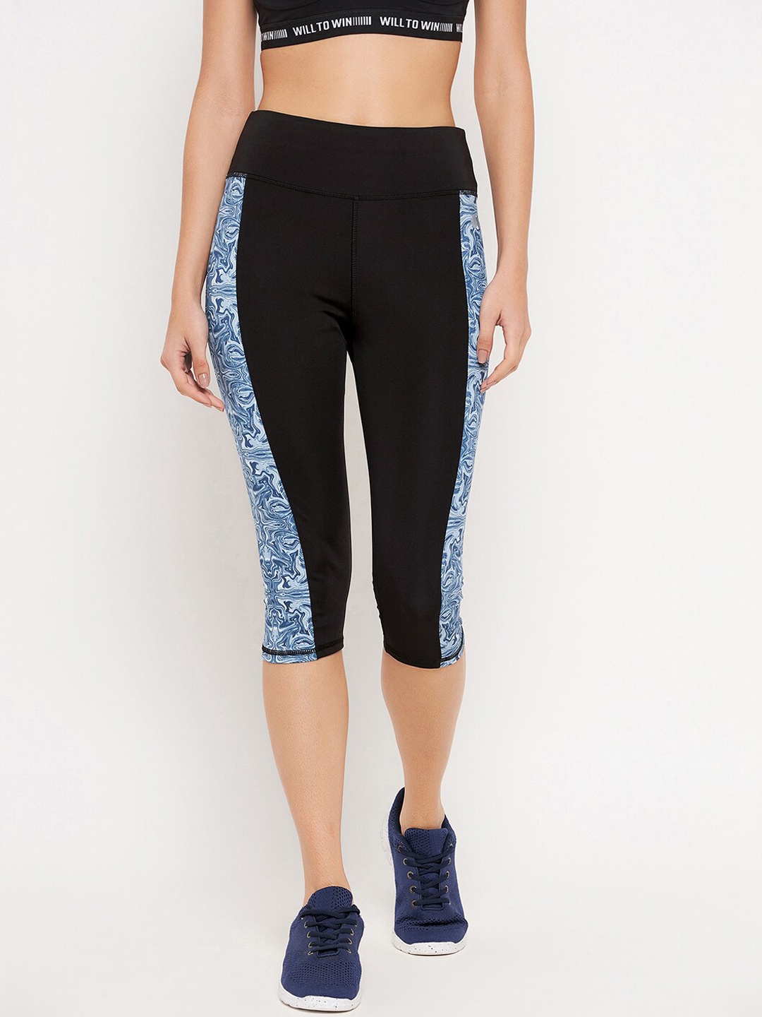 

Clovia Women Black Printed Activewear Gym Tights