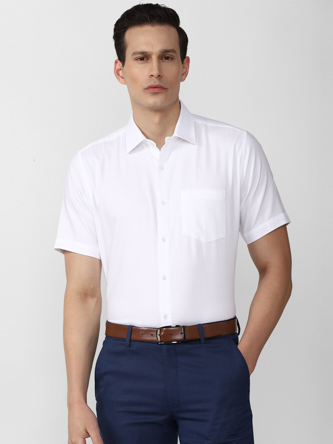 

Van Heusen Men White Solid Pure Cotton Casual Shirt