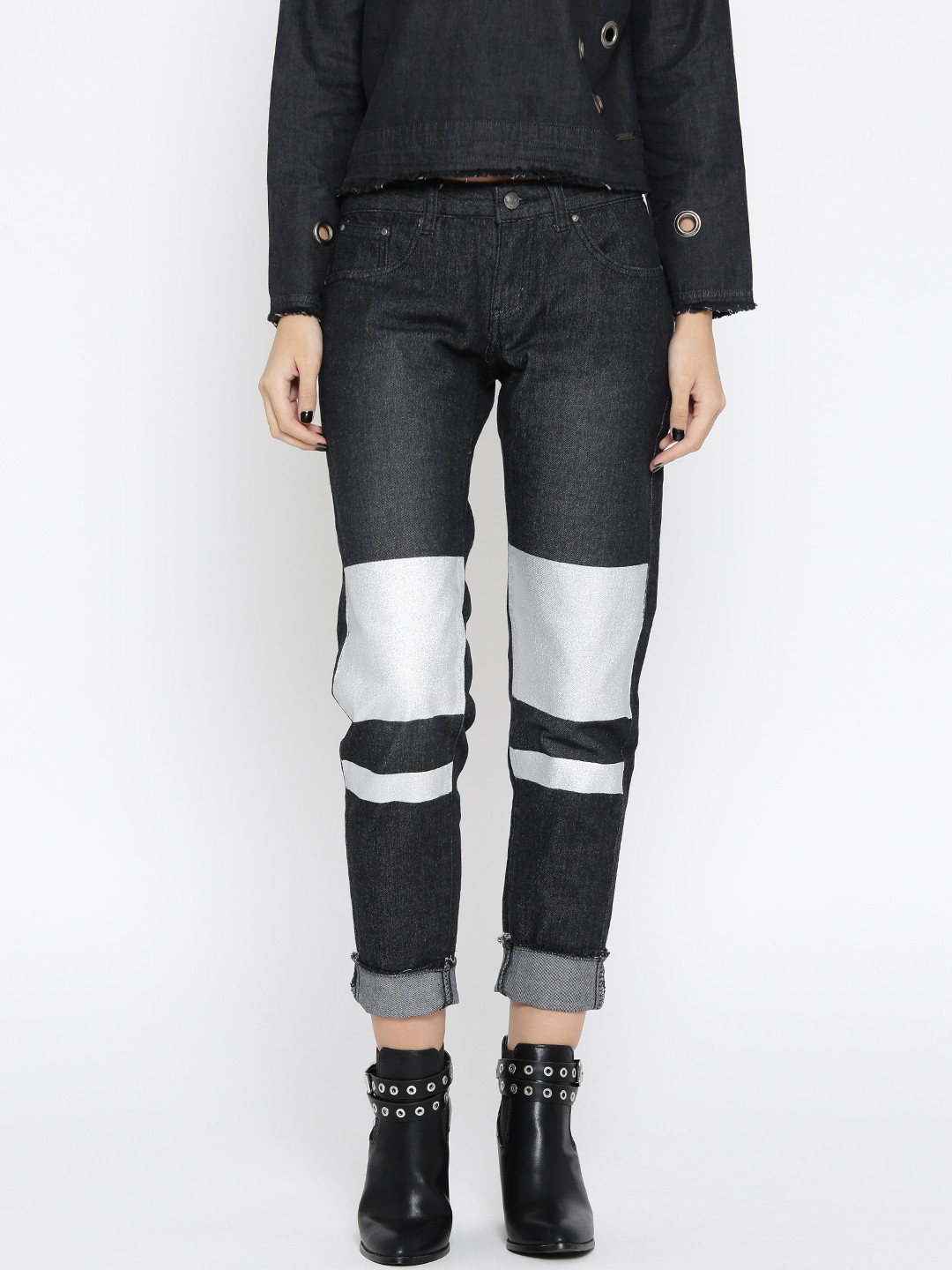 

Roadster Women Black Boyfriend Tapered Fit Mid-Rise Clean Look Jeans