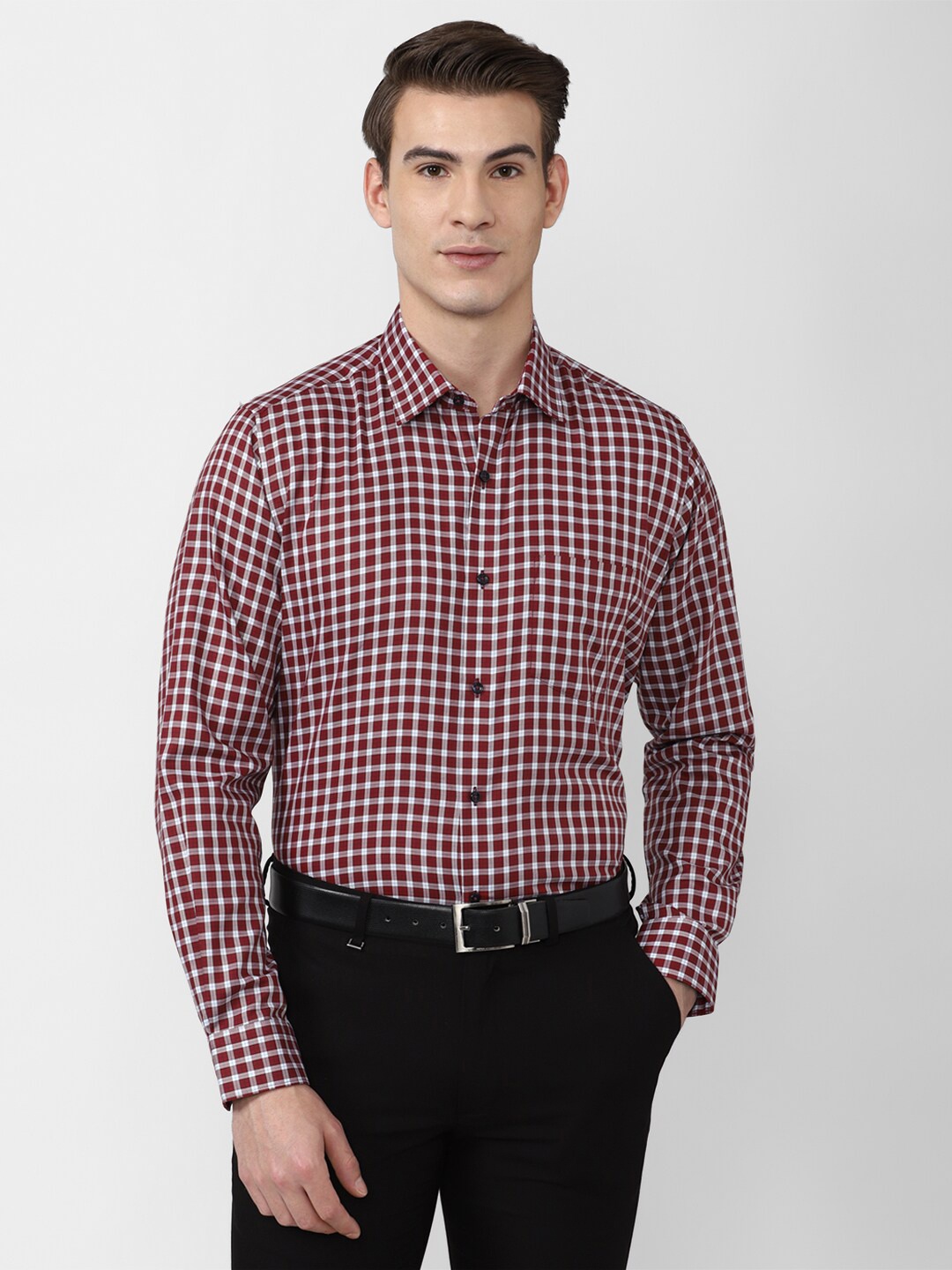 

Van Heusen Men Maroon Gingham Checks Checked Casual Shirt