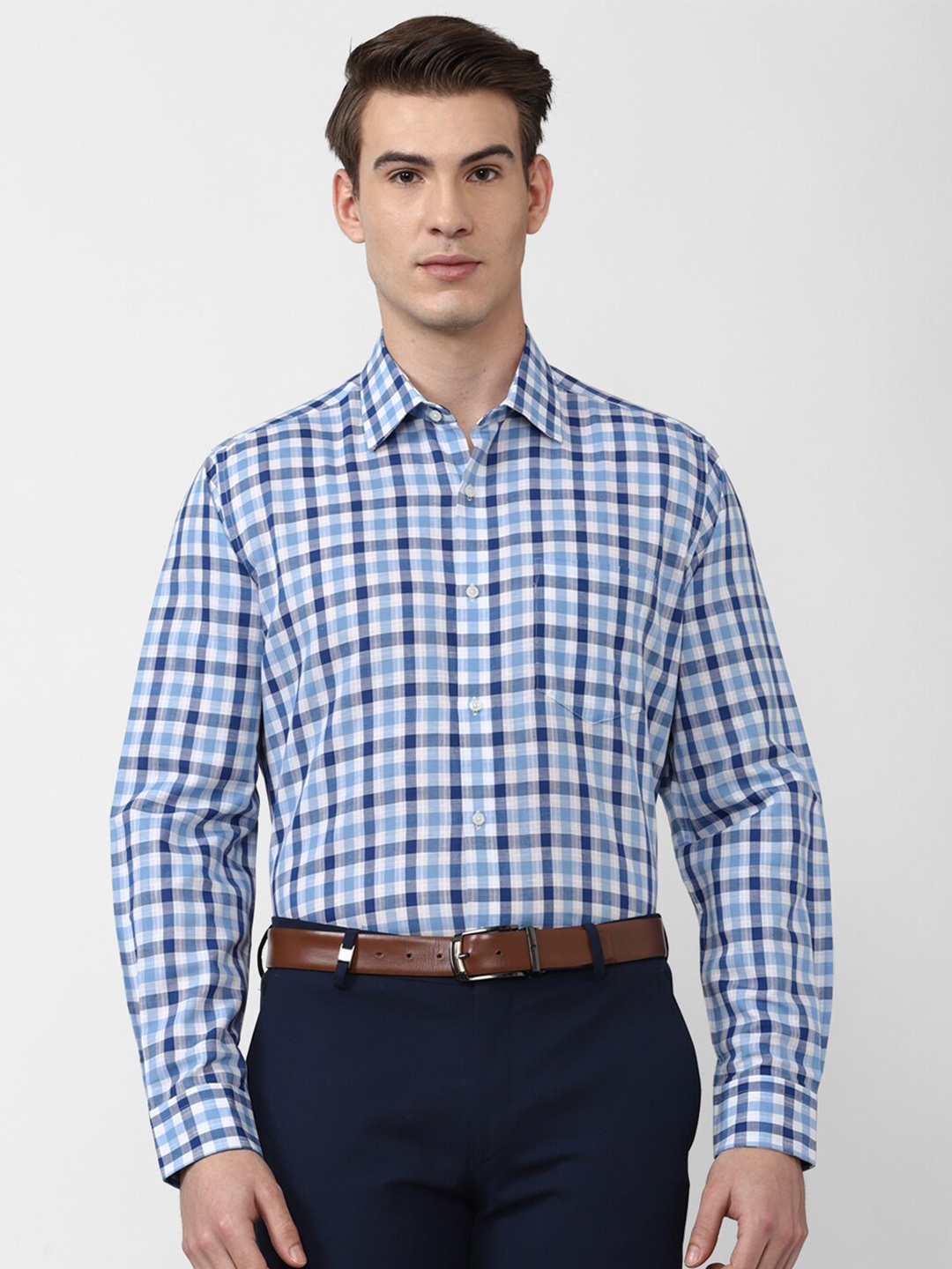 

Van Heusen Men Blue Checked Casual Shirt