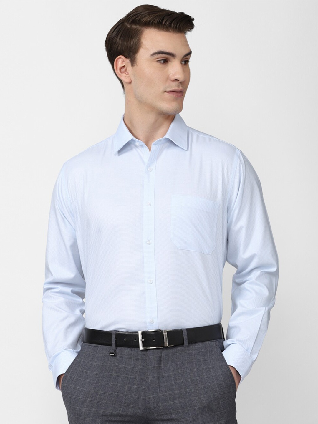 

Van Heusen Men Blue Striped Casual Shirt