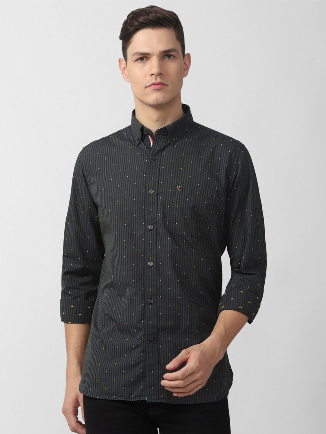 

Van Heusen Sport Men Slim Fit Printed Pure Cotton Casual Shirt, Grey