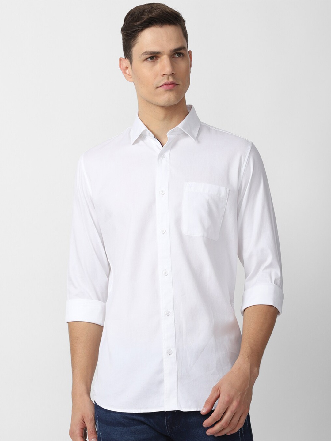 

Van Heusen Sport Men White Slim Fit Casual Shirt