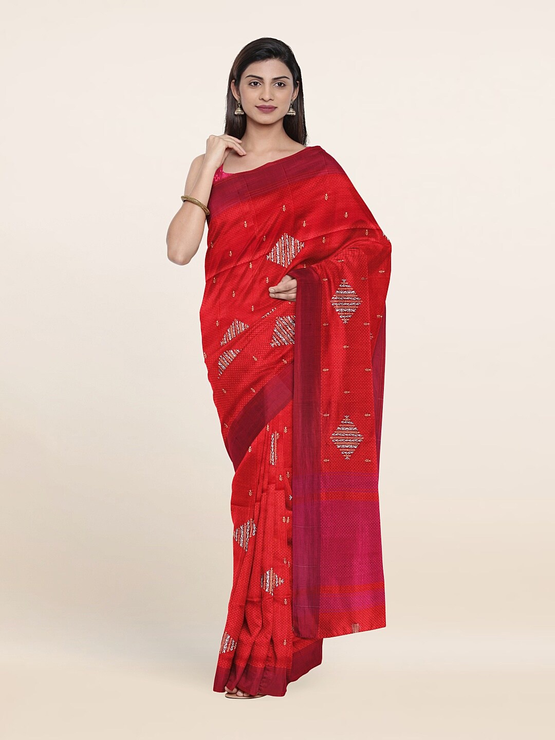 

Pothys Red & White Ethnic Motifs Art Silk Saree