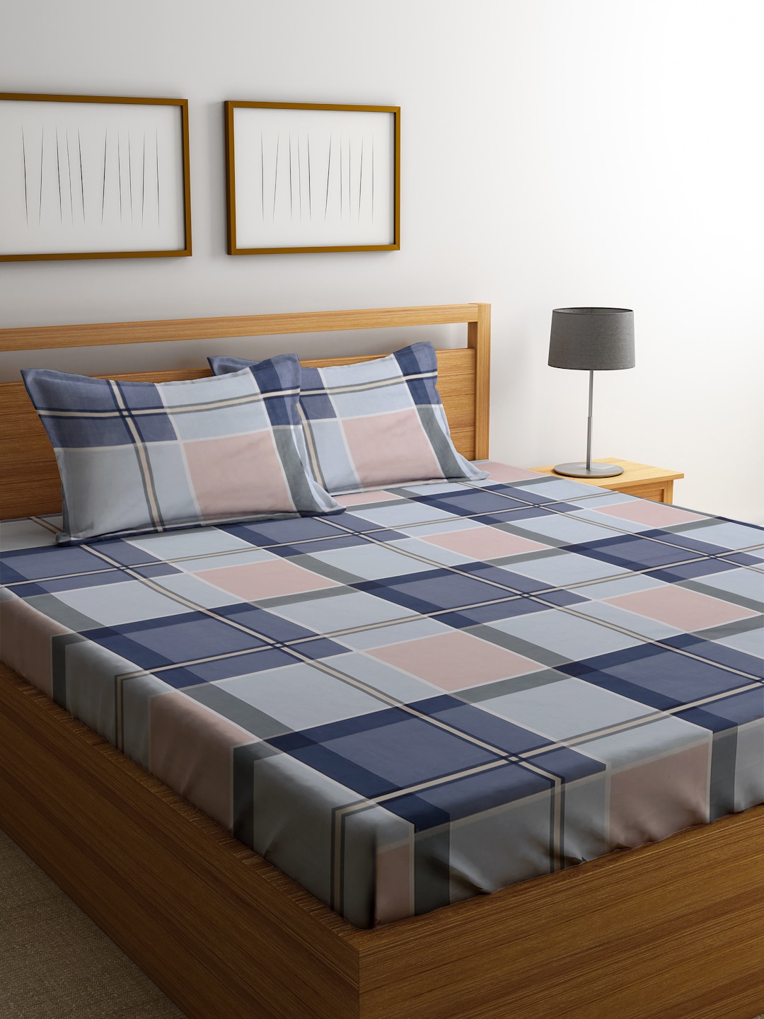 

SOKNACK Blue & Peach Geometric Printed 300 TC King Bedsheet with 2 Pillow Covers