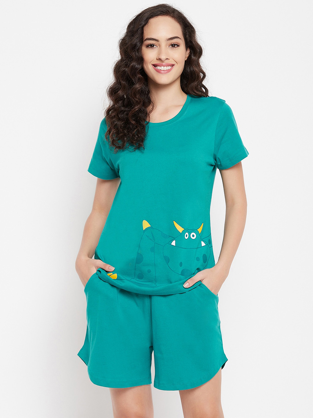 

Clovia Women Teal & Yellow Printed Night suit