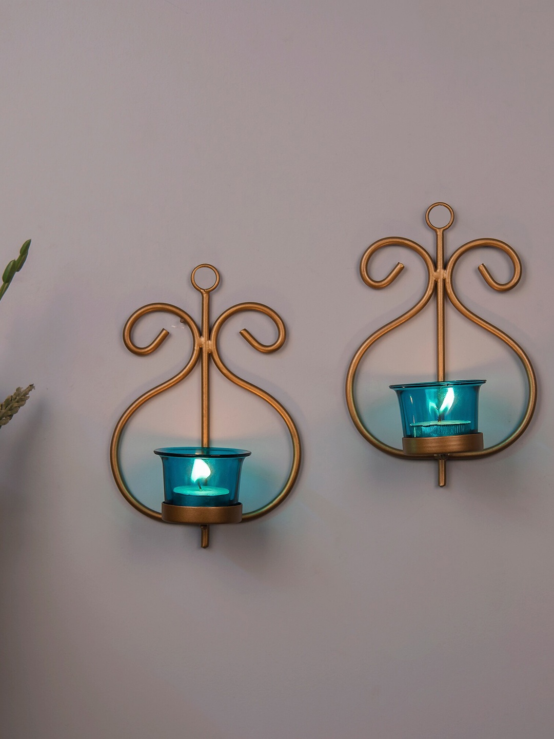 

Homesake Gold -Toned Solid T-Light Wall Hanging Candle Holders