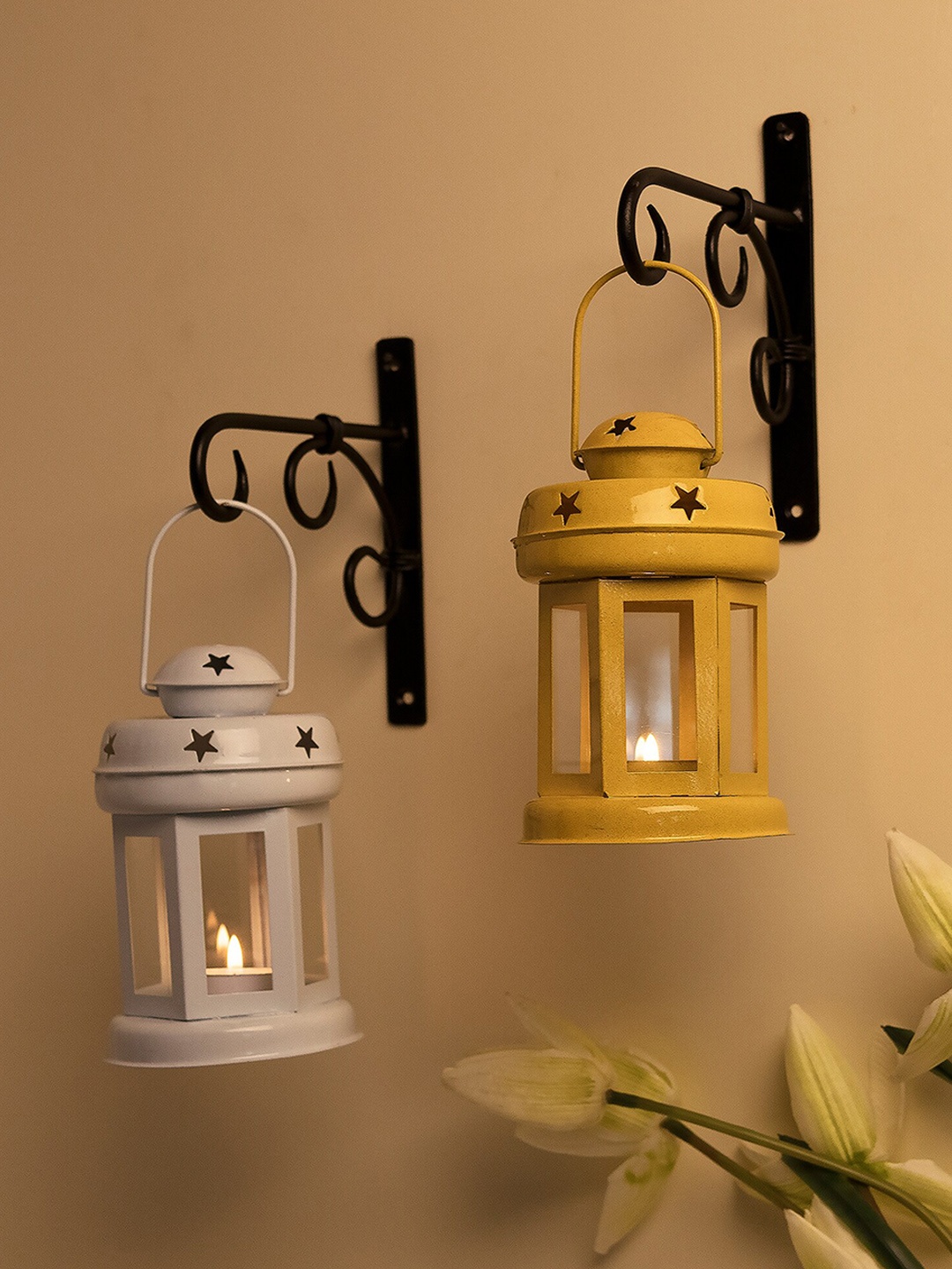 

Homesake Set Of 2 Yellow & White Solid T-Light Candle Holders
