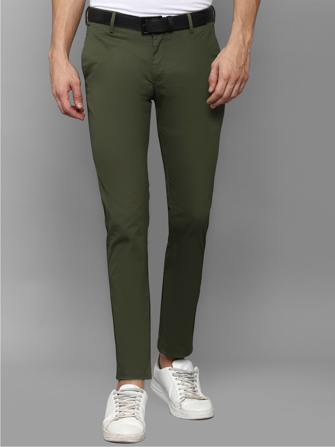 

Allen Solly Men Olive Green Solid Slim Fit Trouser