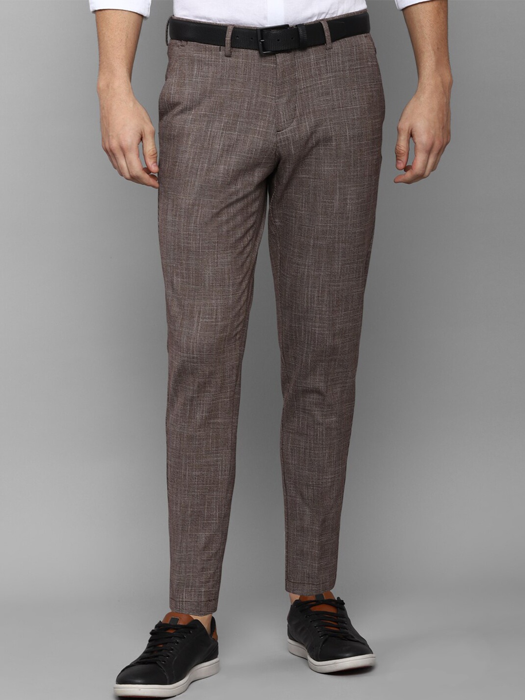 

Allen Solly Men Brown Checked Slim Fit Trousers