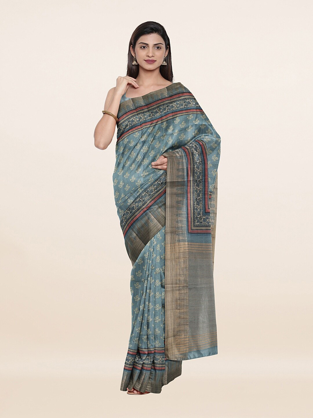 

Pothys Women Grey & Silver-Toned Floral Zari Art Silk Saree