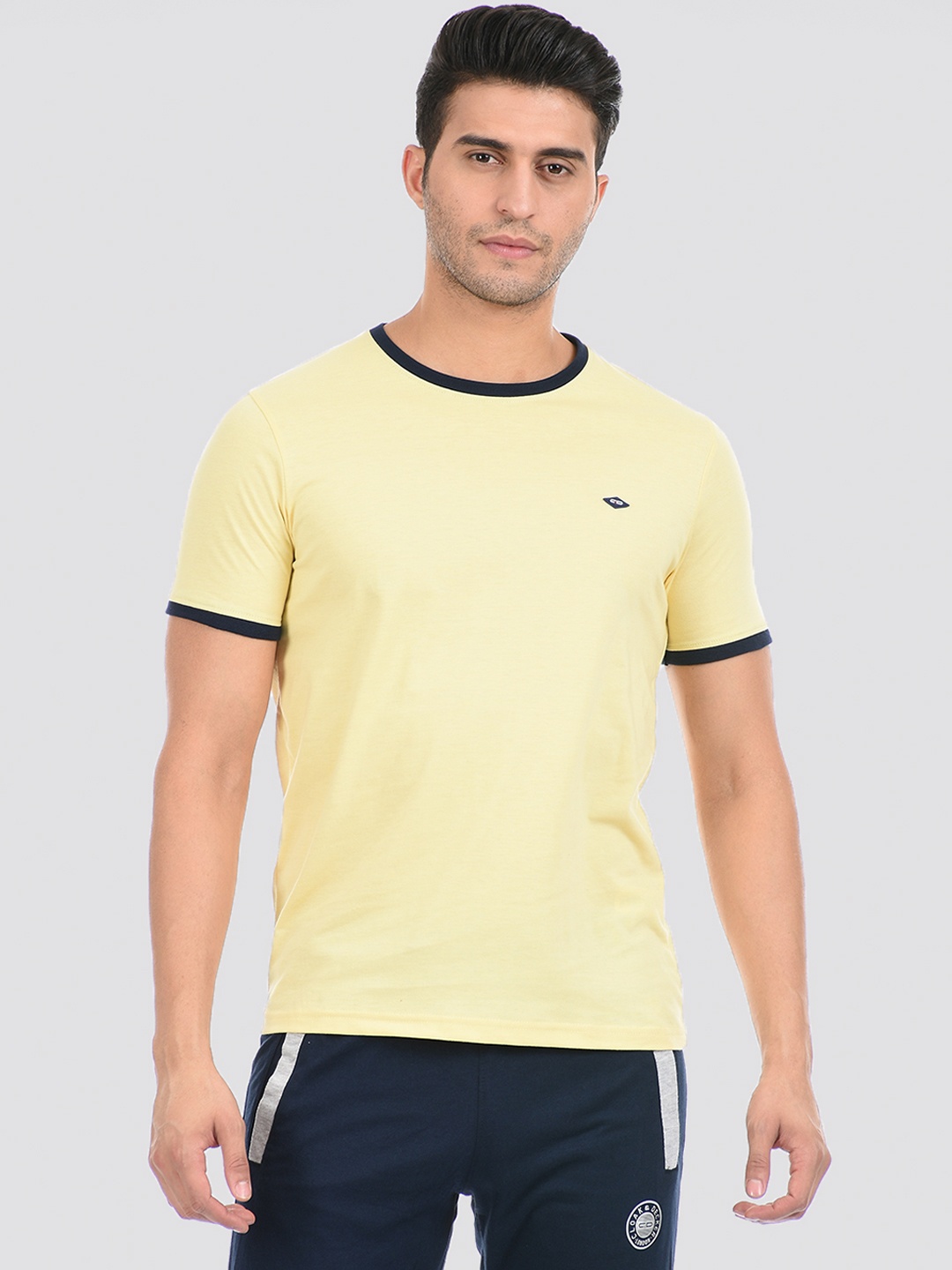 

Cloak & Decker by Monte Carlo Men Yellow & Green T-shirt