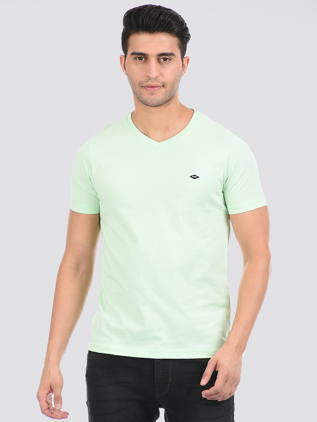 

Cloak & Decker by Monte Carlo Men Green V-Neck T-shirt