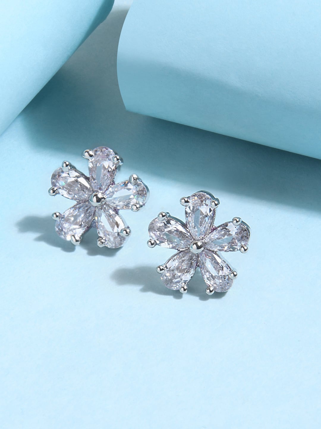 

Lilly & sparkle Silver-Toned Contemporary Studs Earrings