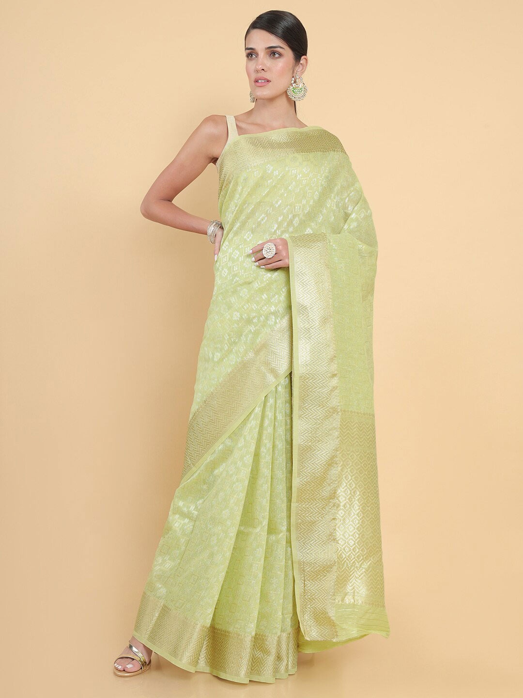 

Soch Women Green & Gold-Toned Woven Design Zari Saree