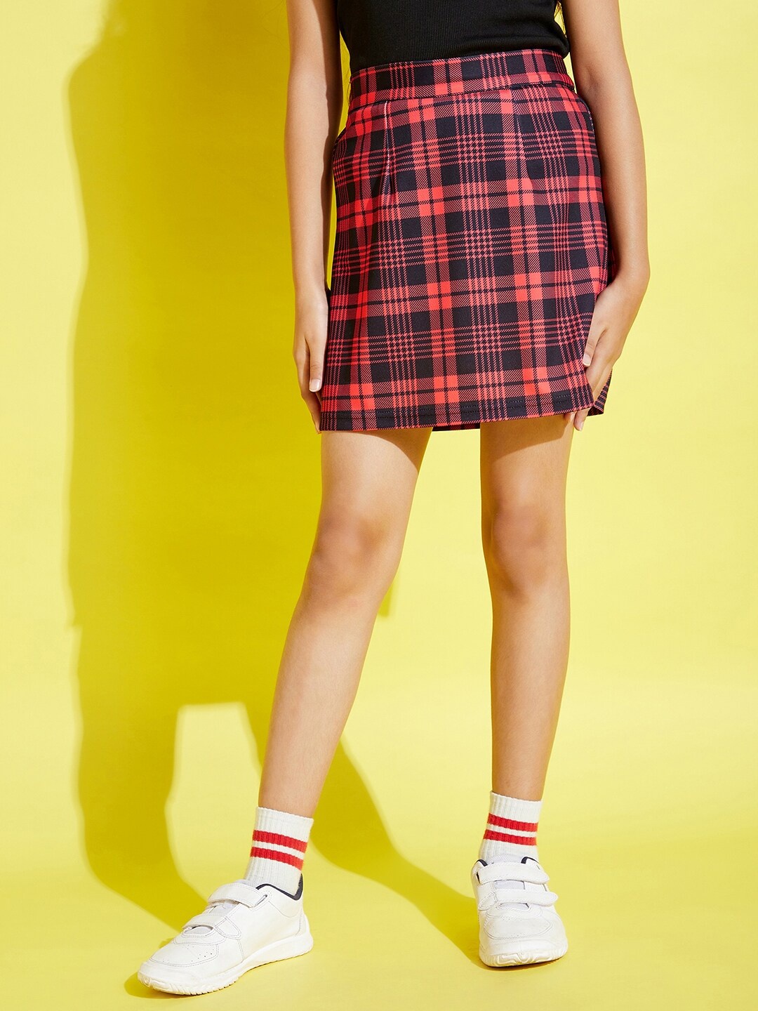 

Noh.Voh - SASSAFRAS Kids Girls Red & Black Checked A-Line Skirt