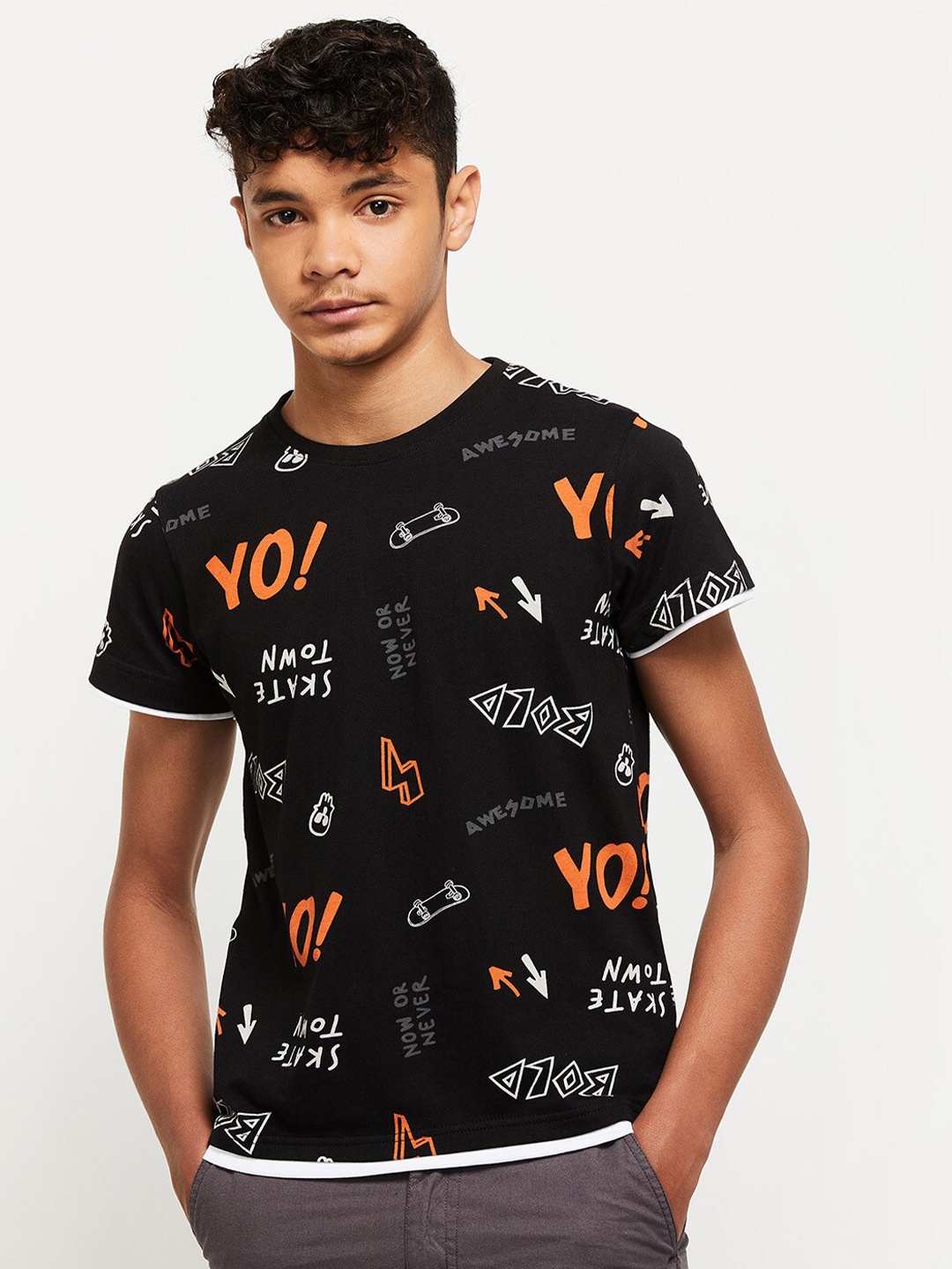 

max Boys Black Typography Printed T-shirt