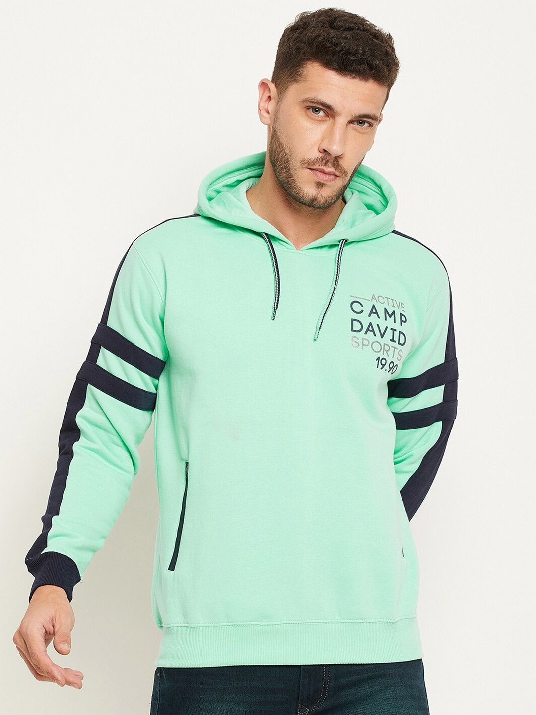 

Duke Men Green Typography Printed Hooded Sweatshirt