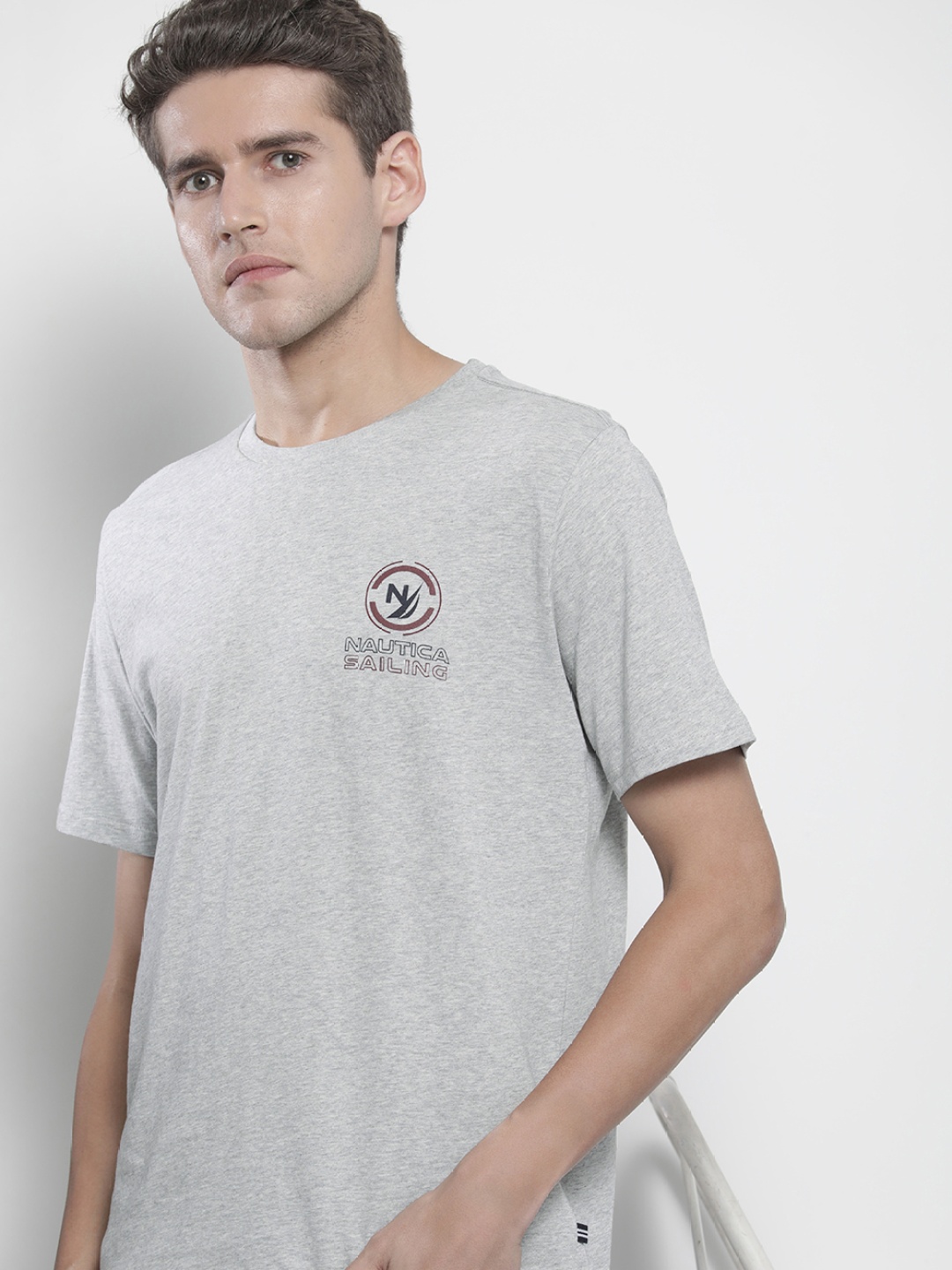 

Nautica Men Grey Pure Cotton T-shirt