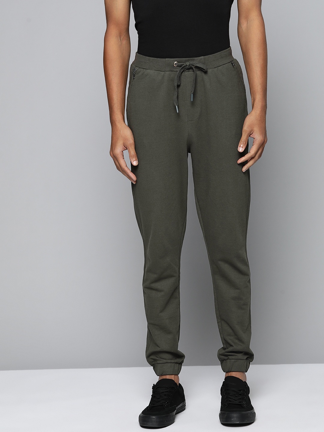 

ether Men Olive Green Solid Joggers