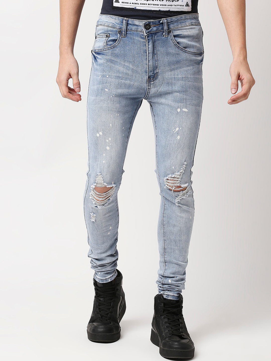 

WAIMEA Men Blue Super Skinny Fit Slash Knee Heavy Fade Embellished Stretchable Jeans