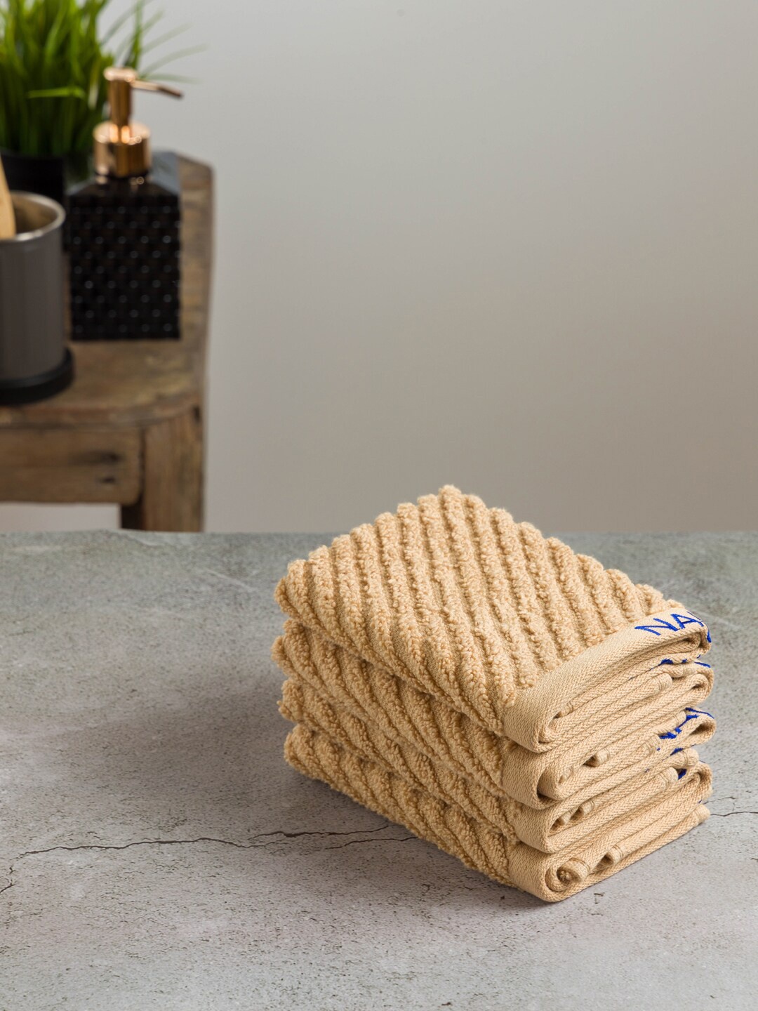 

Nautica Set Of 2 Solid 600 GSM Pure Cotton Face Towels, Beige