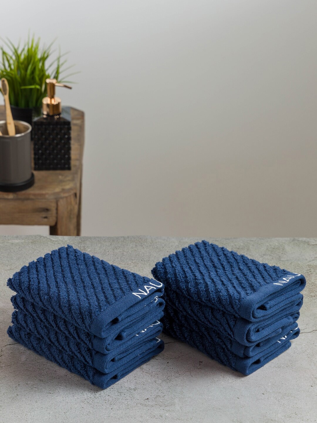 

Nautica Set Of 8 Solid 600 GSM Pure Cotton Face Towels, Navy blue