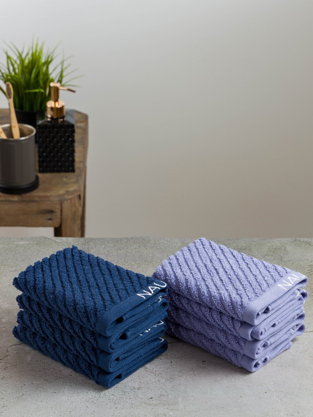 

Nautica Set Of 8 Solid 600 GSM Pure Cotton Face Towels, Navy blue