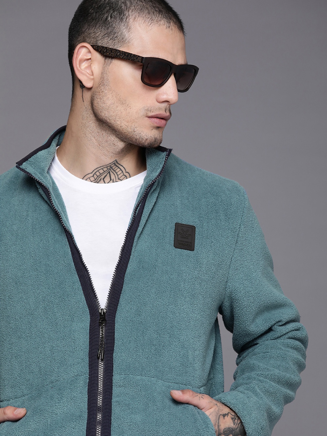

WROGN Men Green Solid Sporty Jacket