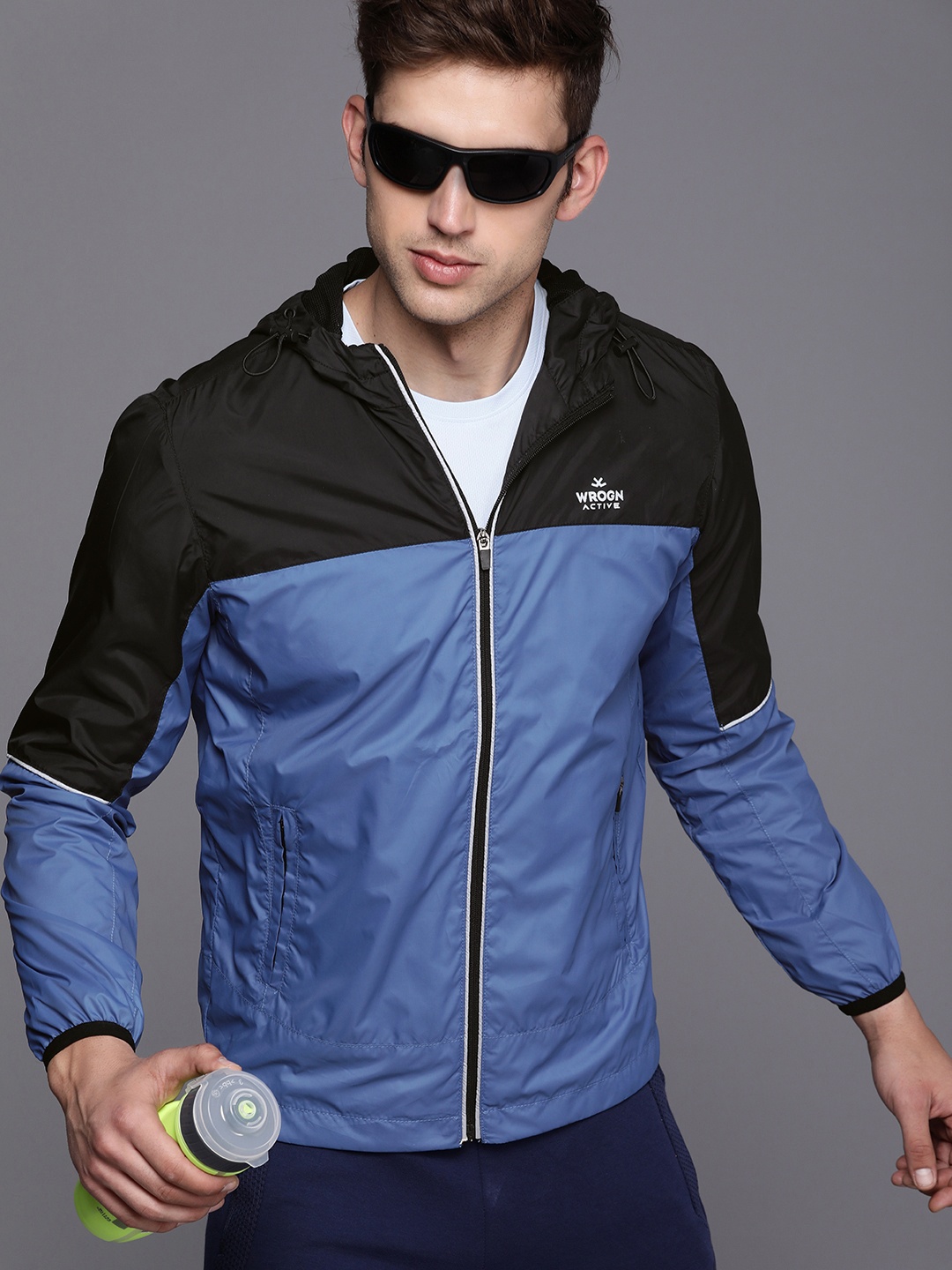 

WROGN ACTIVE Men Colourblocked Hooded Sporty Jacket, Blue