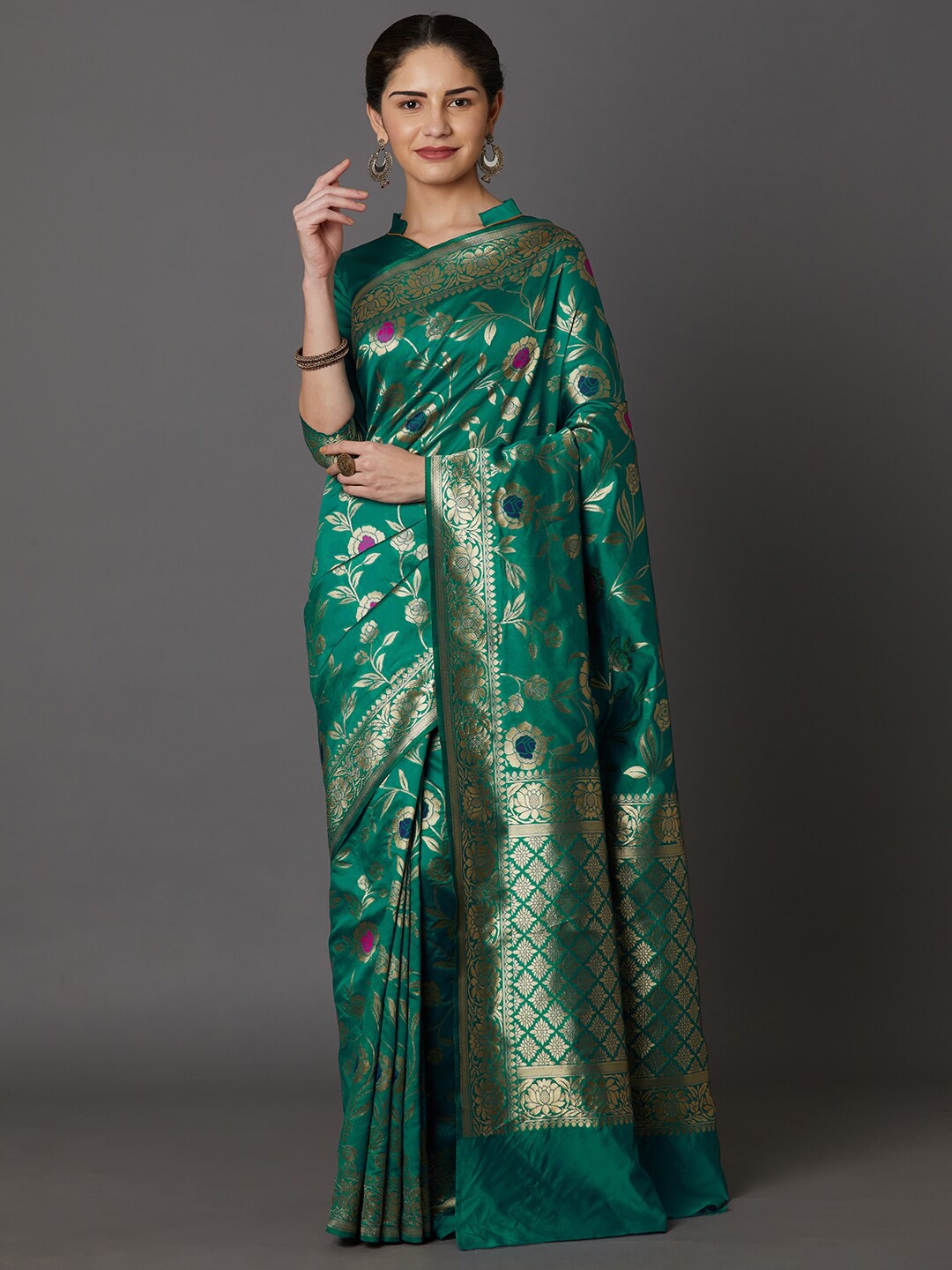 

Mitera Beige & Gold-Toned Floral Zari Khandua Silk Dharmavaram Saree