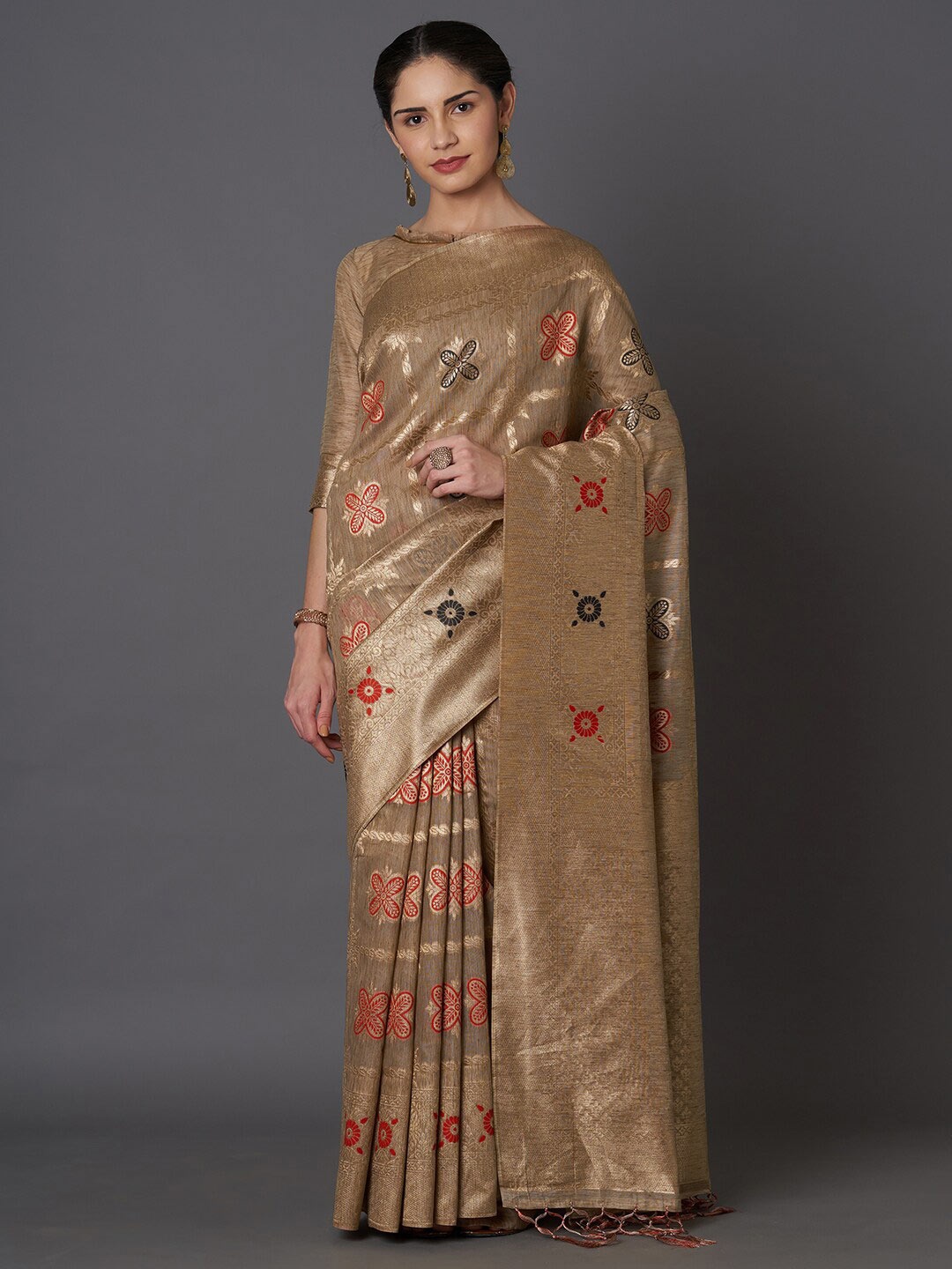 

Mitera Women Beige & Red Woven Design Zari Silk Blend Kasavu Saree