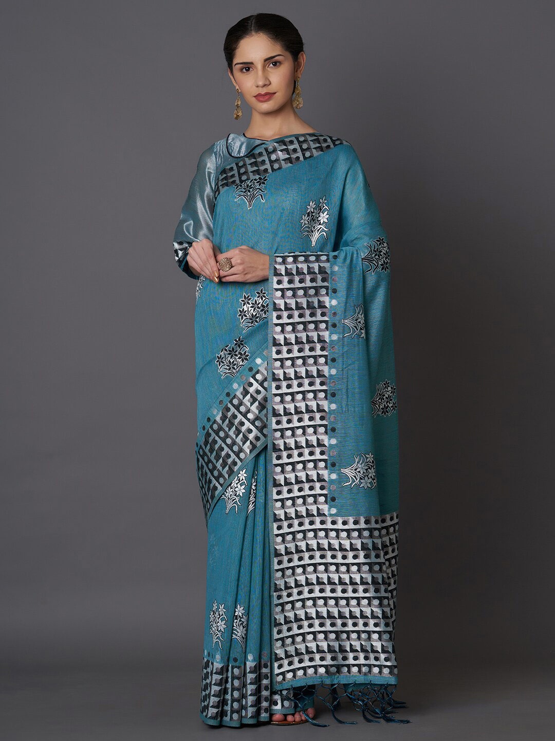 

Mitera Turquoise Blue & Silver-Toned Ethnic Motifs Silk Blend Kasavu Saree