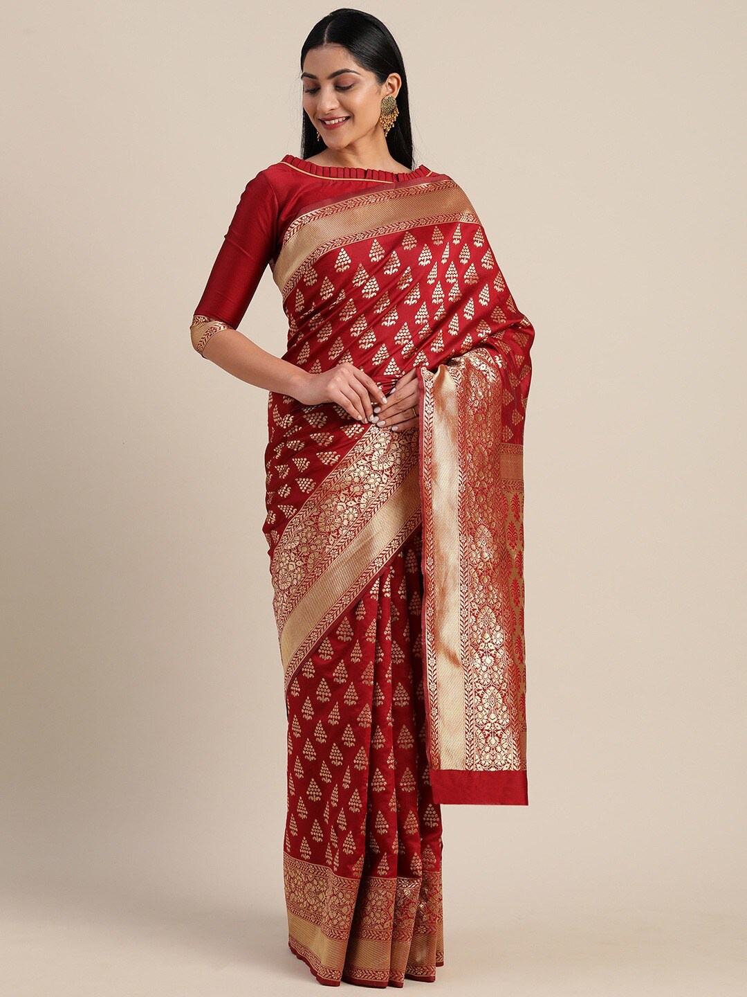 

Mitera Maroon & Gold-Toned Floral Zari Silk Blend Kasavu Saree