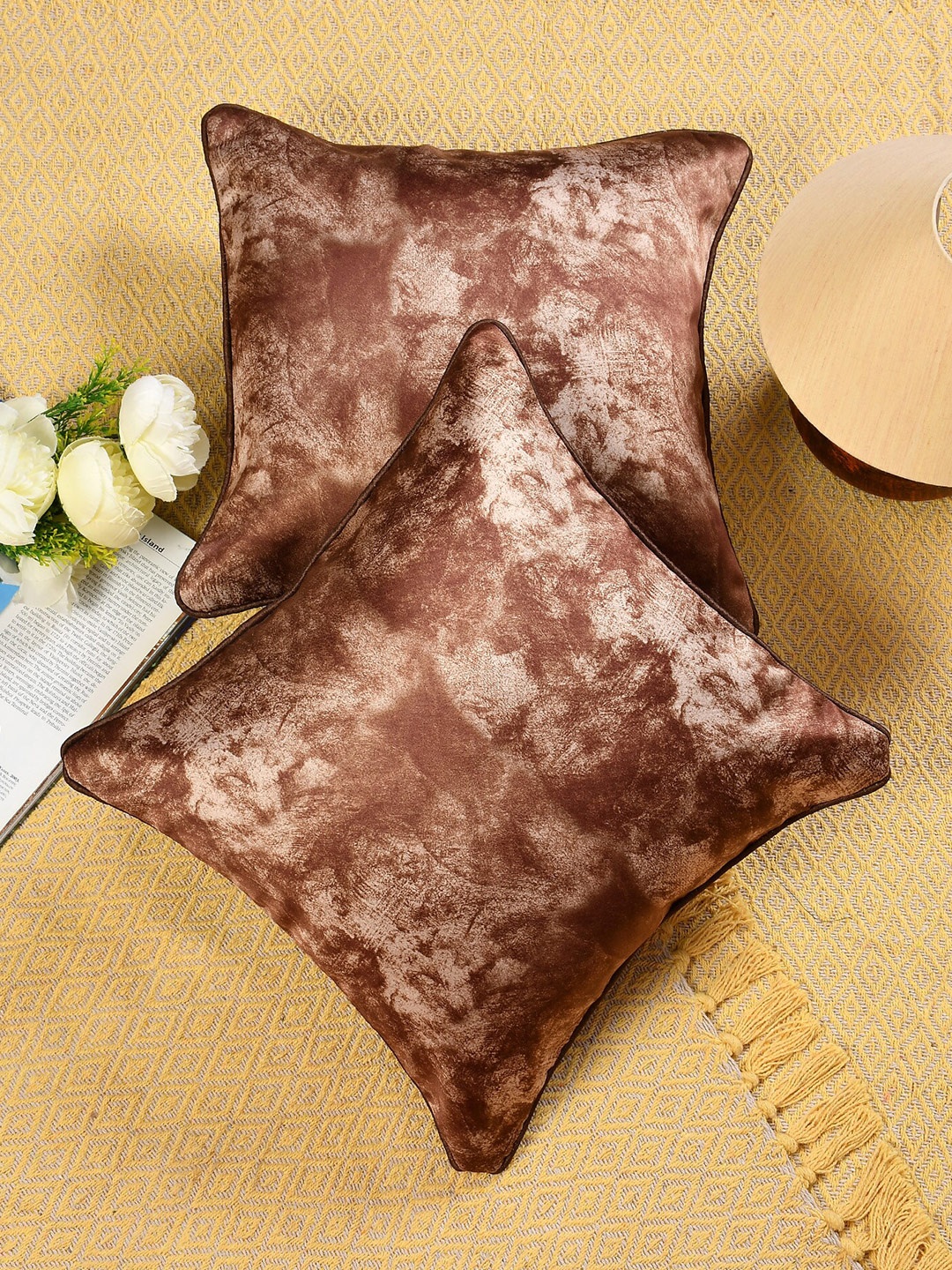 

Molly & Michel Brown Set of 2 Velvet Square Cushion Covers