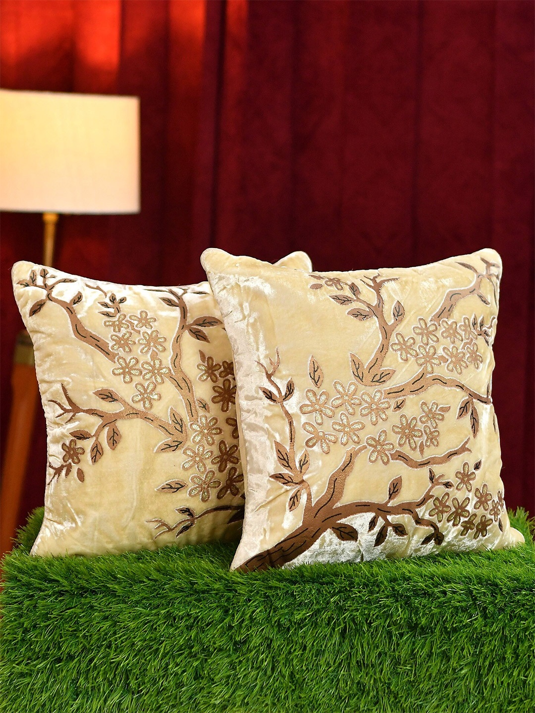 

Molly & Michel Beige & Brown Set of 2 Floral Velvet Square Cushion Covers