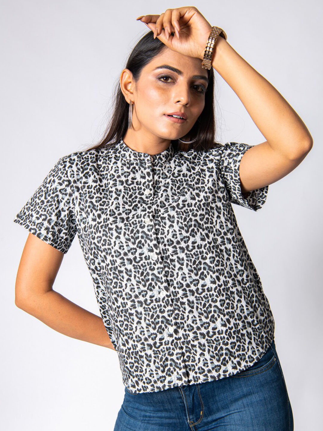 

CRAFTED FOR YOU Women Black Standard Polycotton Printed Casual Shirt