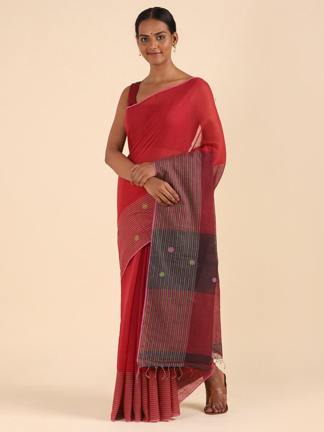 

Taneira Women Red & Pink Woven Design Silk Cotton Jamdani Saree