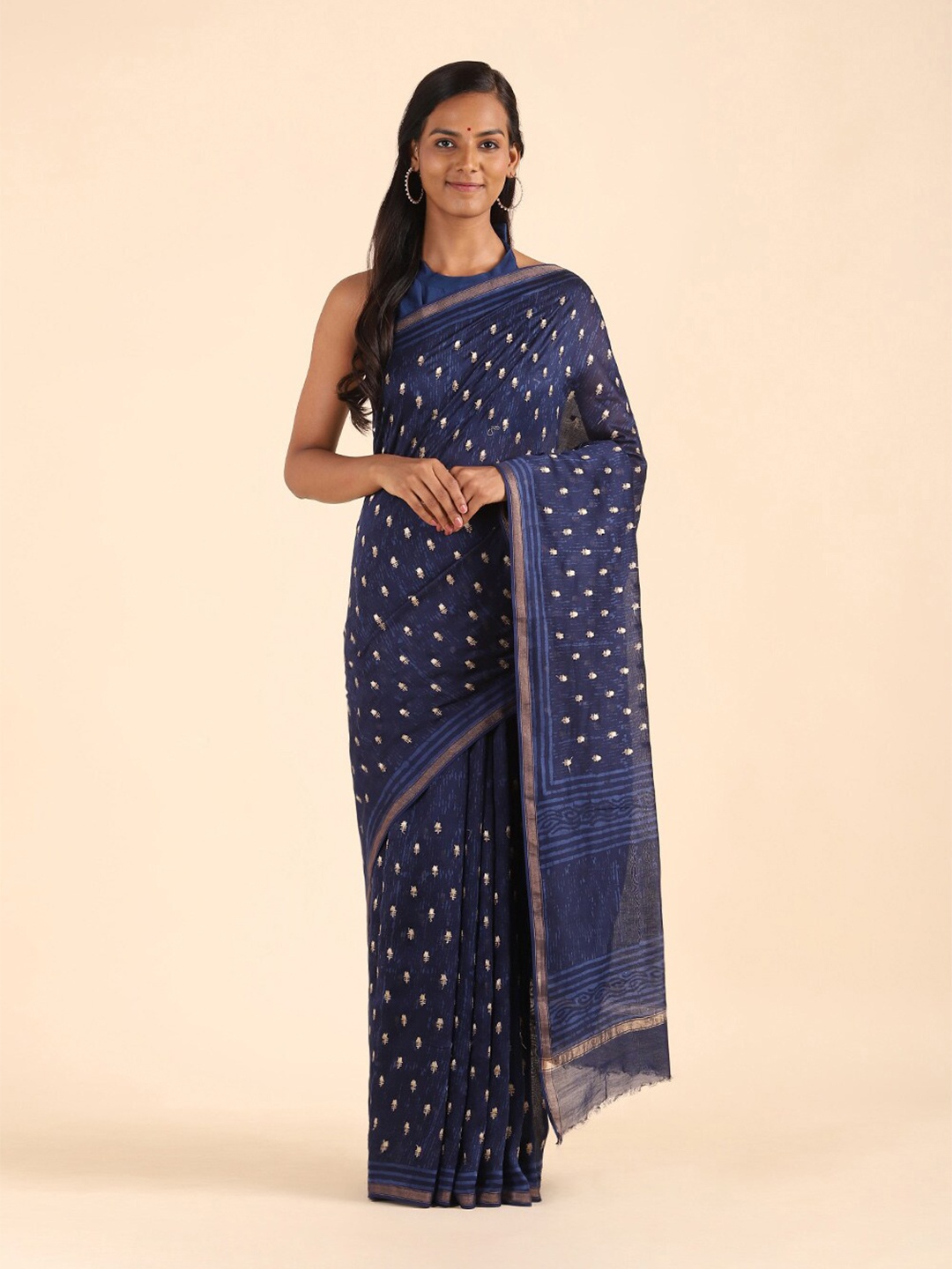 

Taneira Blue & Gold-Toned Floral Embroidered Silk Cotton Saree