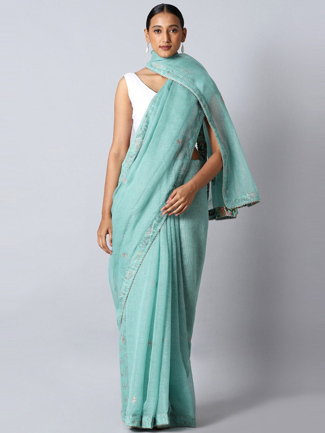 

Taneira Women Blue & Green Floral Gotta Patti Kota Saree