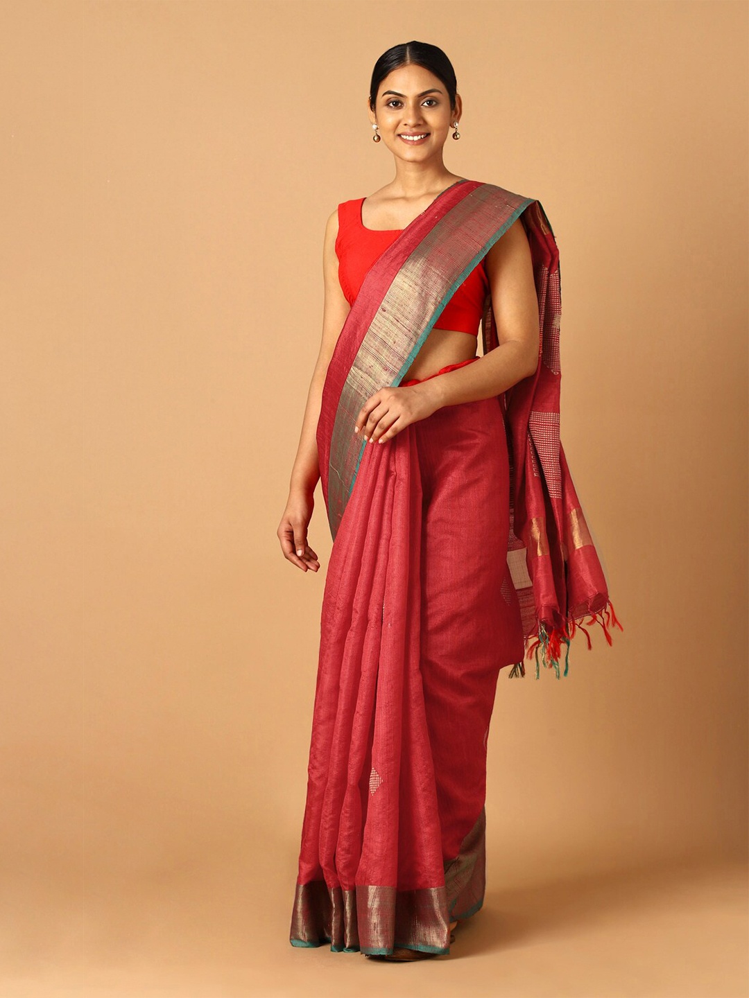 

Taneira Women Red & Gold-Toned Zari Pure Silk Bhagalpuri Saree