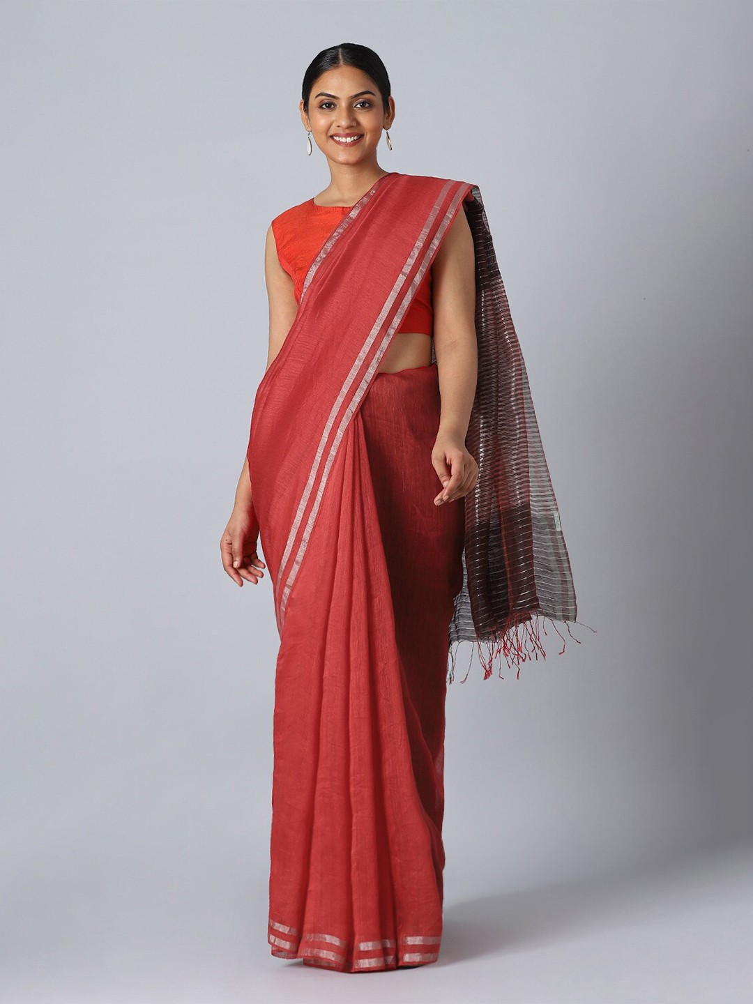 

Taneira Red & Black Zari Pure Silk Saree