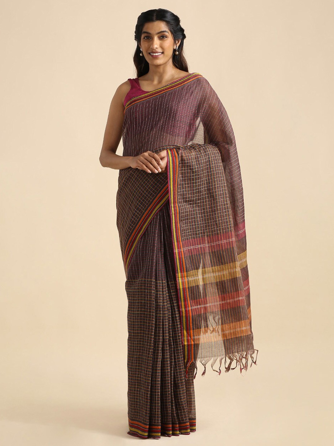 

Taneira Brown & Green Pure Cotton Narayan Peth Checked Saree