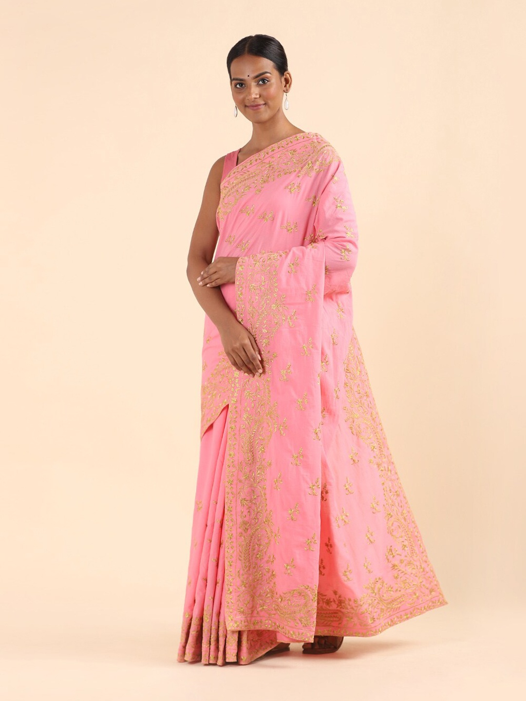 

Taneira Pink & Gold-Toned Floral Embroidered Pure Cotton Saree