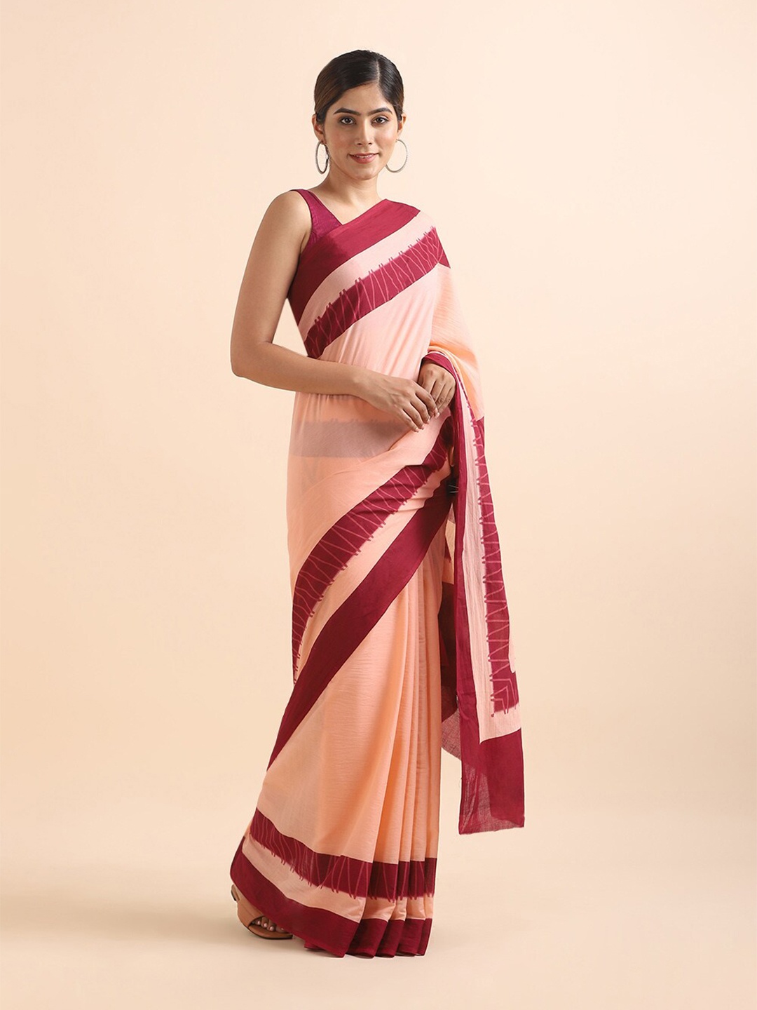 

Taneira Orange & Red Pure Cotton Saree