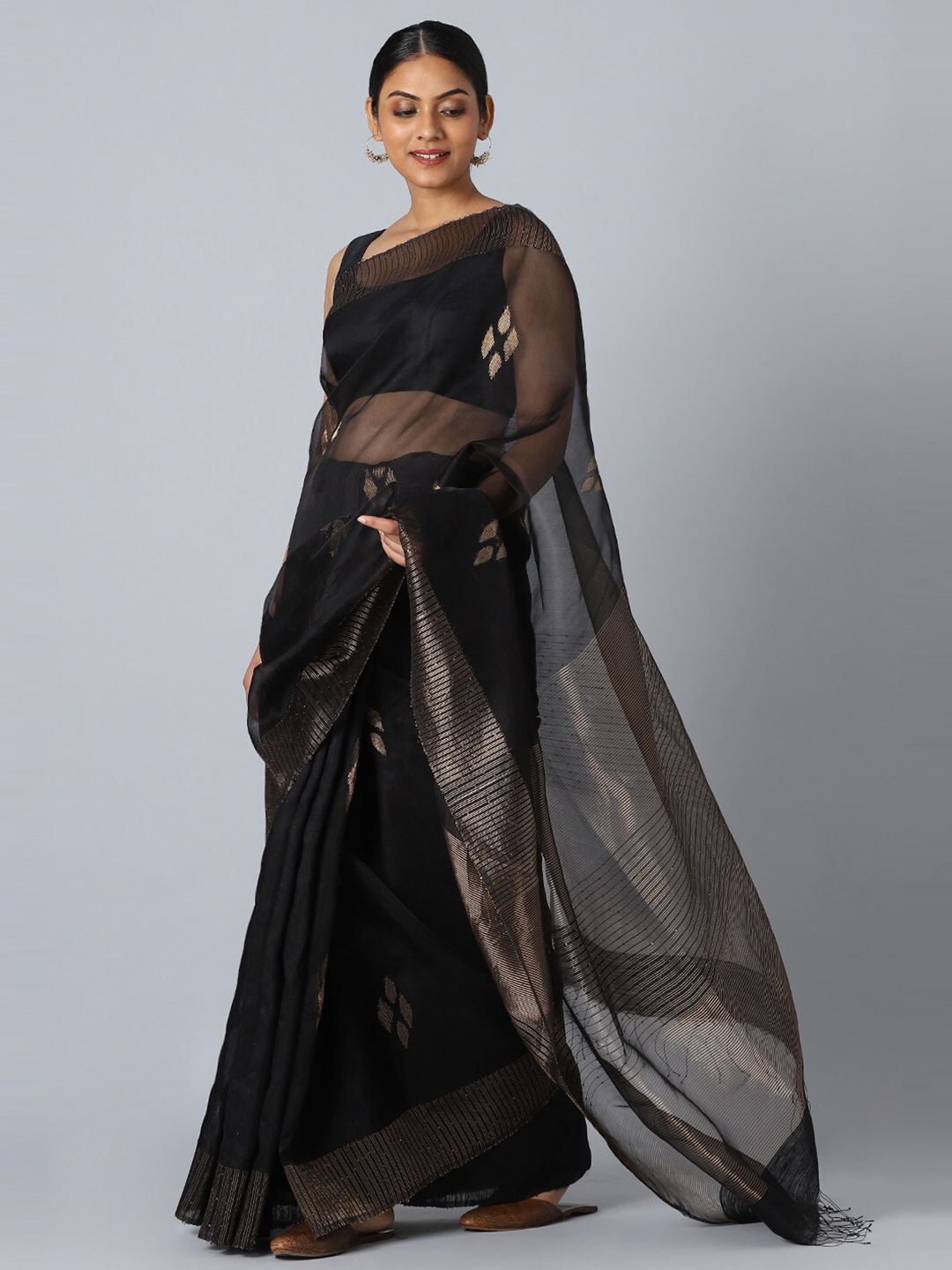 

Taneira Black & Beige Woven Design Pure Silk Saree